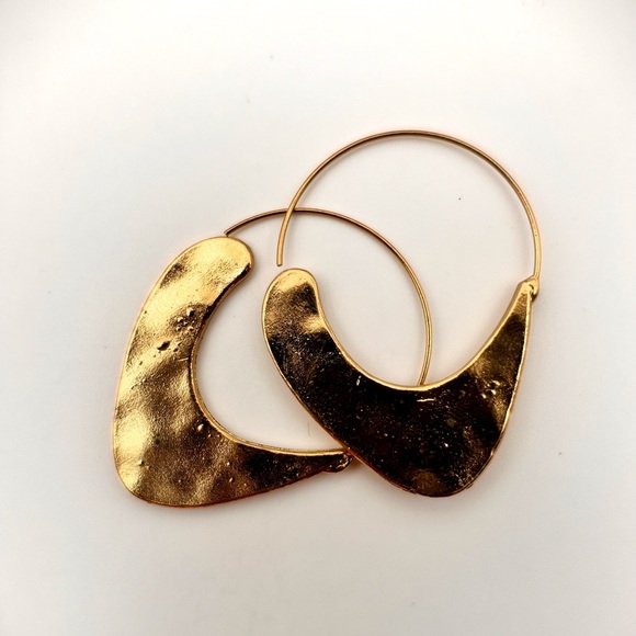 Anthropology Carissa Crescent gold earrings - Picture 3 of 5